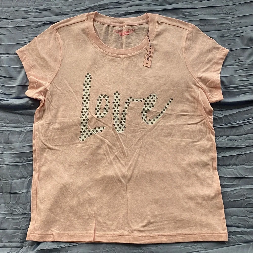 Victoria’s Secret new with tags Top - Picture 1 of 4